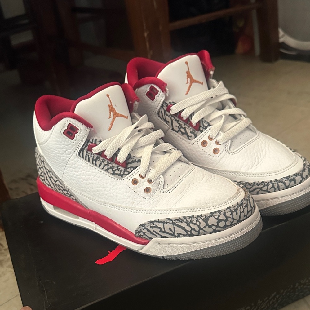 Jordan Kids White, Red & Gray Retro Basketball Sneakers